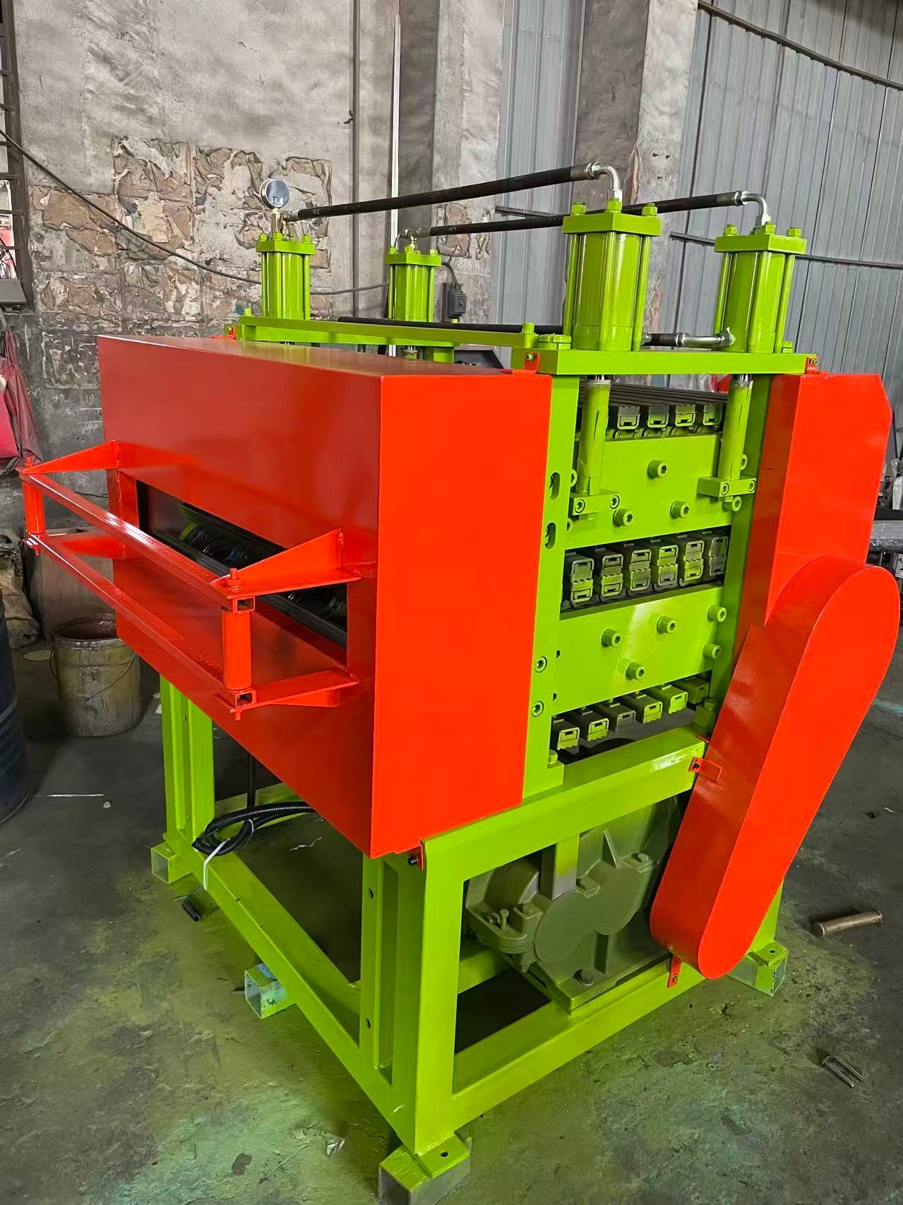 Crawler Pultrusion Equipment-1 - Image 3